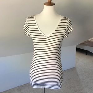 B&W + Gold V Striped Neck